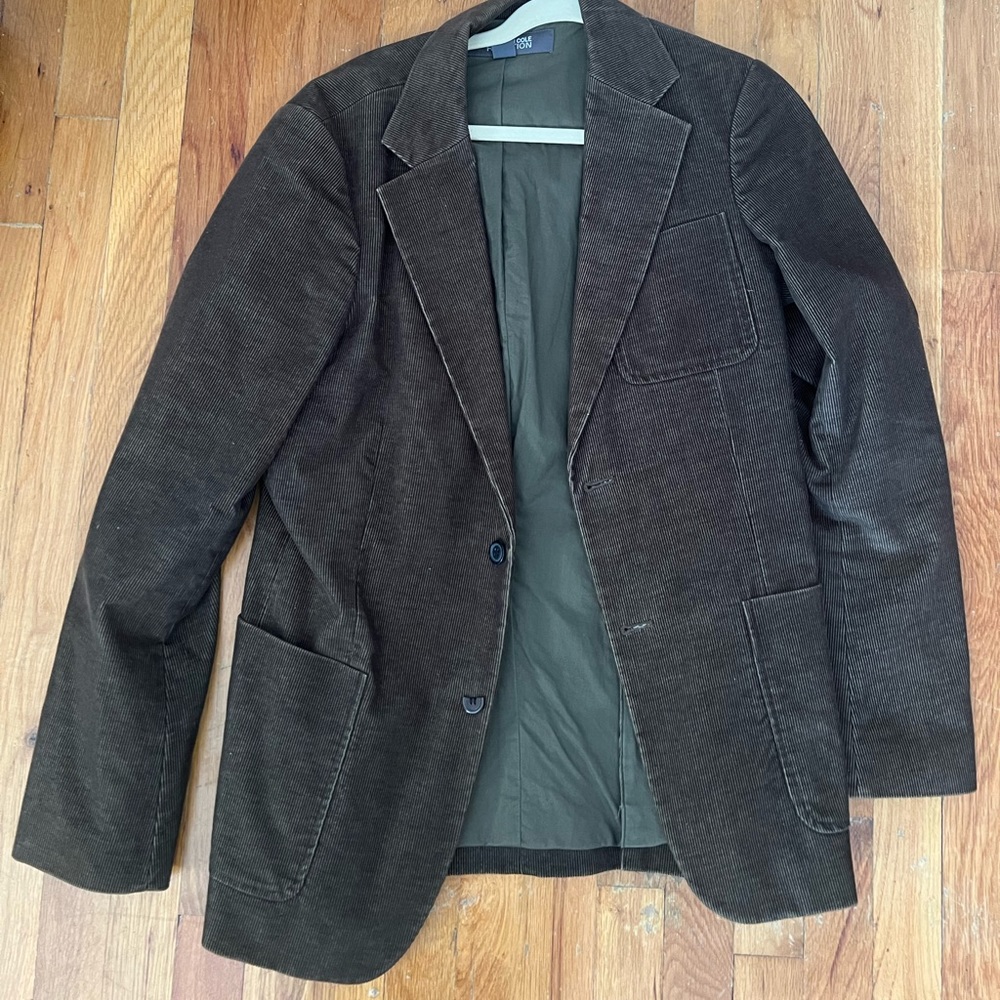 Many items size L and M, just ask